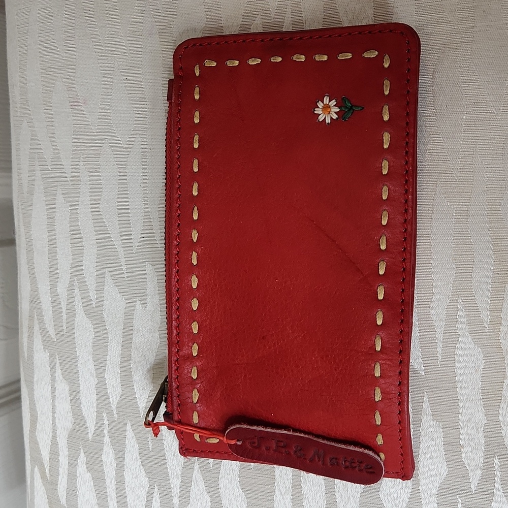J.P. & Mattie, Red, Daisy, Leather Wallet. Multiple Card Slots, Extra ro…
